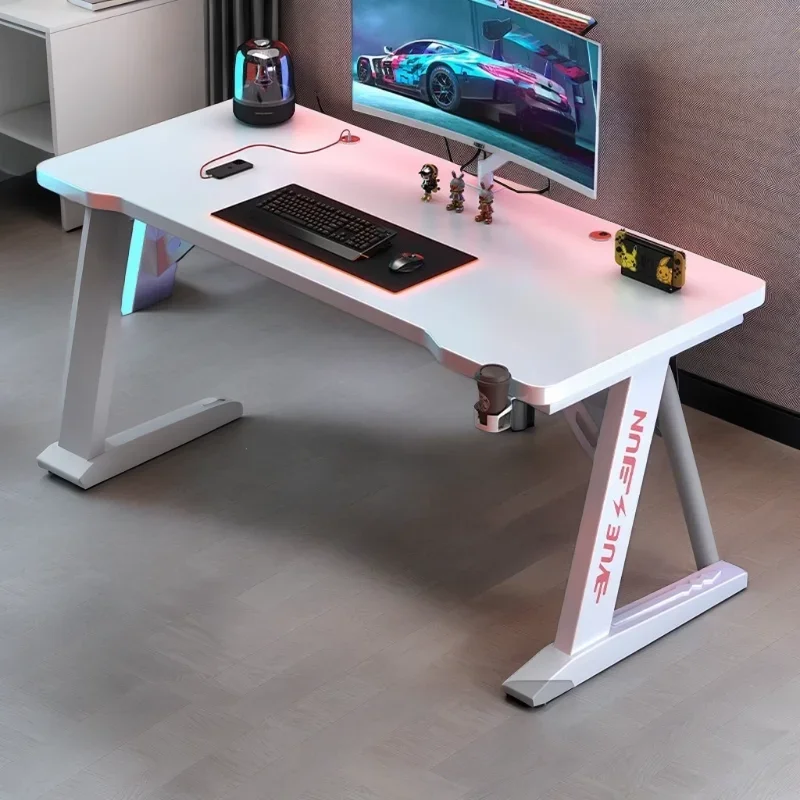 Desk Setup Simple - Q Design – bureaux d'ordinateur noirs,